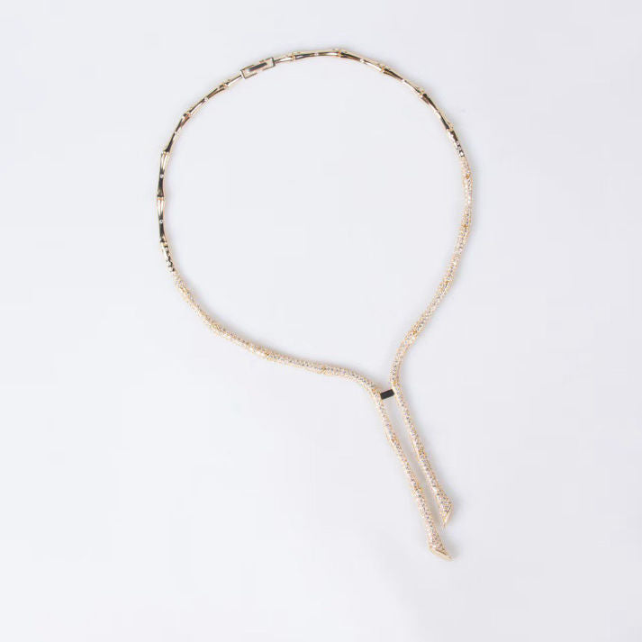 Teddy Bear Necklace & Earrings Set with Pearl Detailing | Luxe Mulher