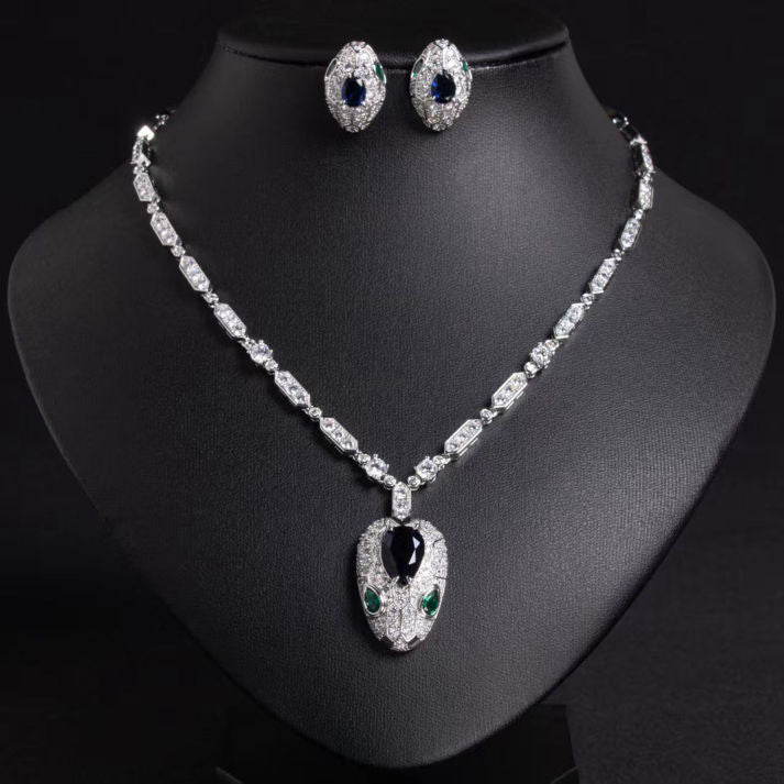 Silver Snake Pendant Necklace & Earrings Set with Blue Gemstone | Luxe Mulher
