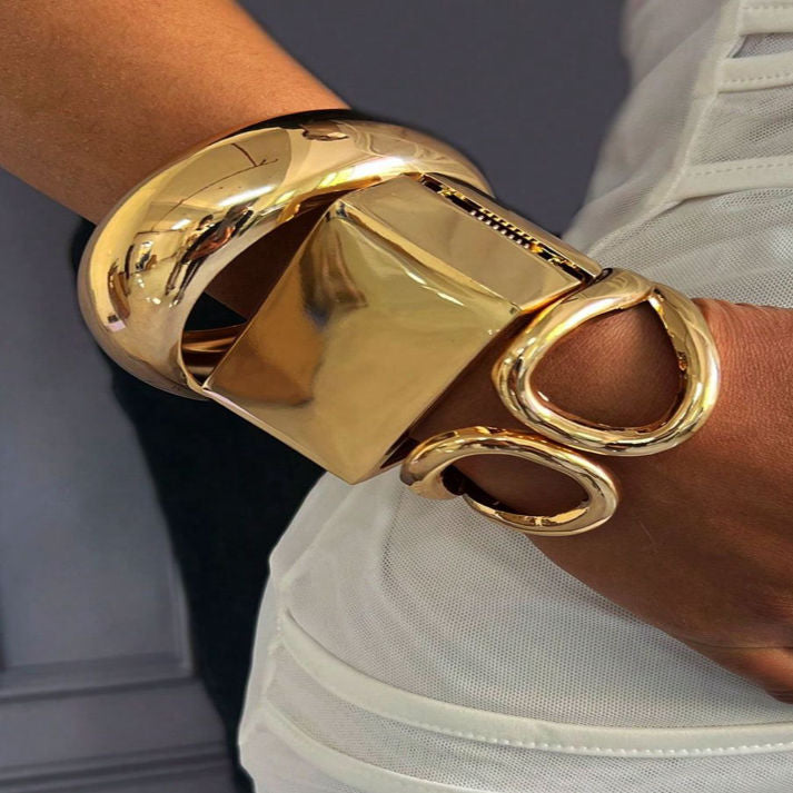 Golden/Silver Rectangular Chunky Bracelet – Luxe Statement Accessory