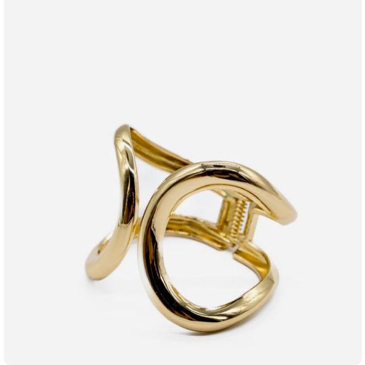 Elegant Gold-Tone Open Cuff Bracelet | Luxe Mulher