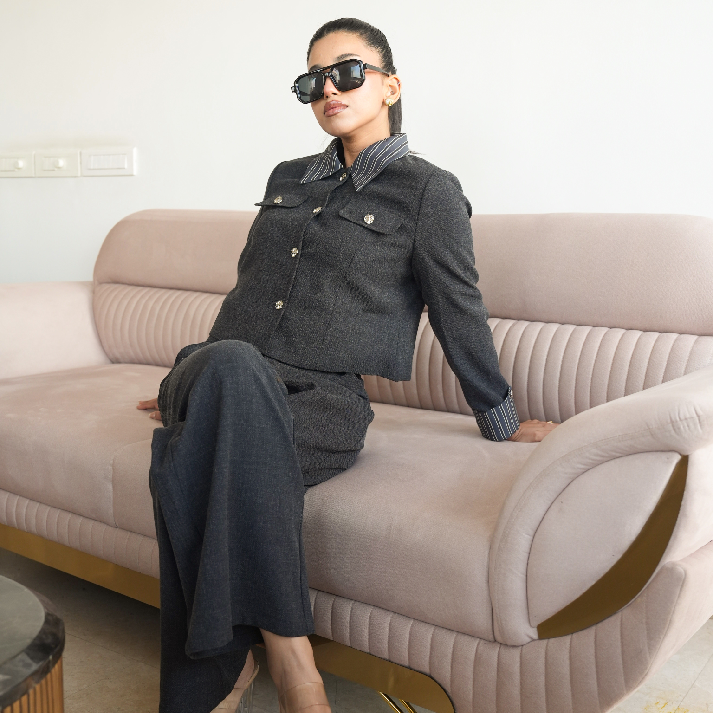 Executive Luxe Power Suit by Label Luxe Mulher