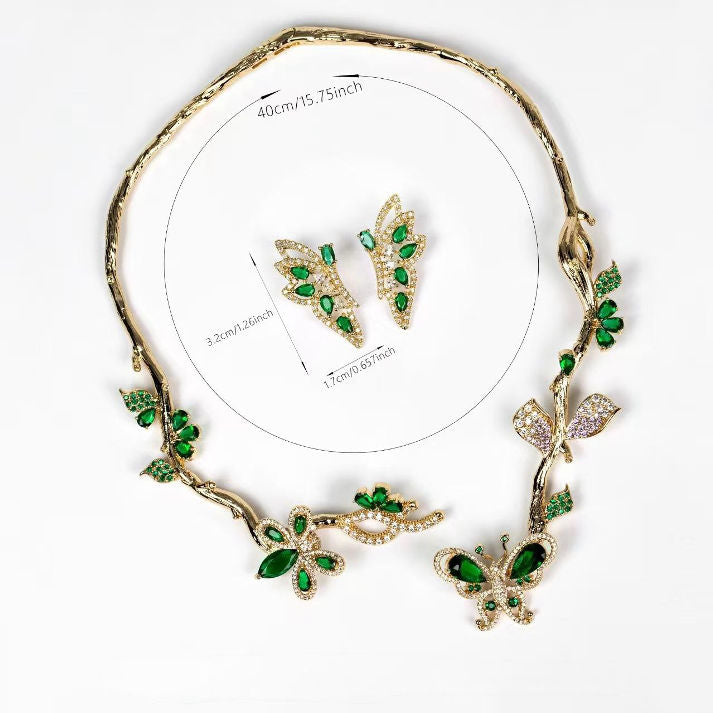Floral Green Gemstone Necklace & Earrings Set | Luxe Mulher