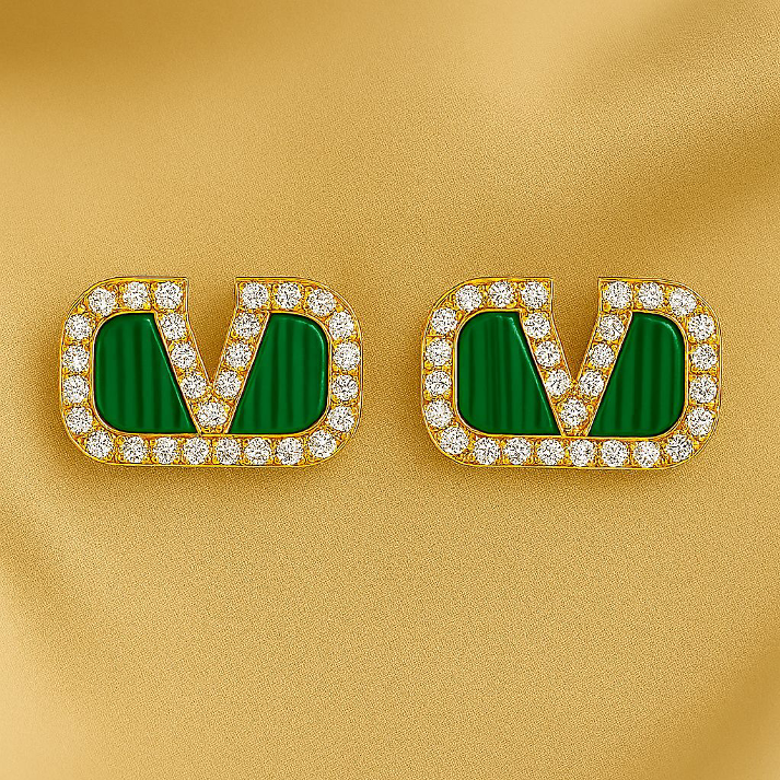 Valentino-Inspired Green Enamel Diamond Stud Earrings – Luxe Mulher