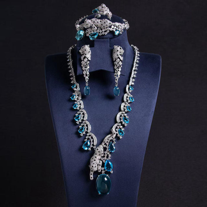 Elegant Blue Gemstone Necklace & Earrings Set | Luxe Mulher