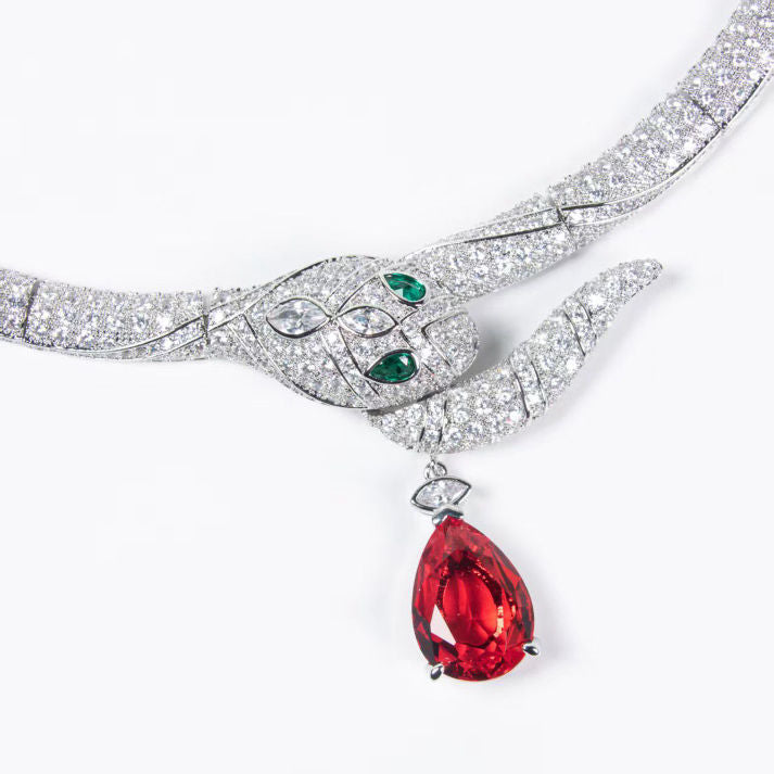 Exquisite Snake-Inspired Diamond Necklace & Earrings with Red Gemstone | Luxe Mulher