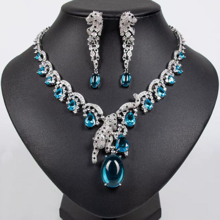 Elegant Blue Gemstone Necklace & Earrings Set | Luxe Mulher