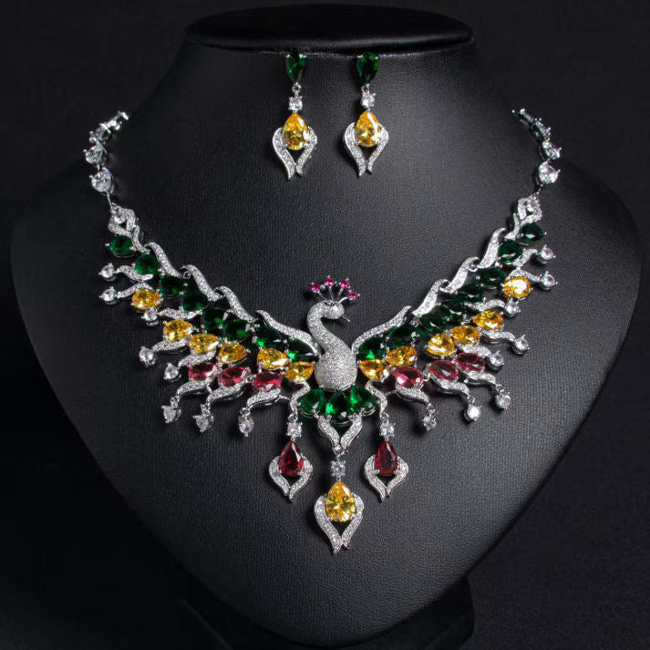 Exquisite Peacock Design Necklace & Earrings | Luxe Mulher