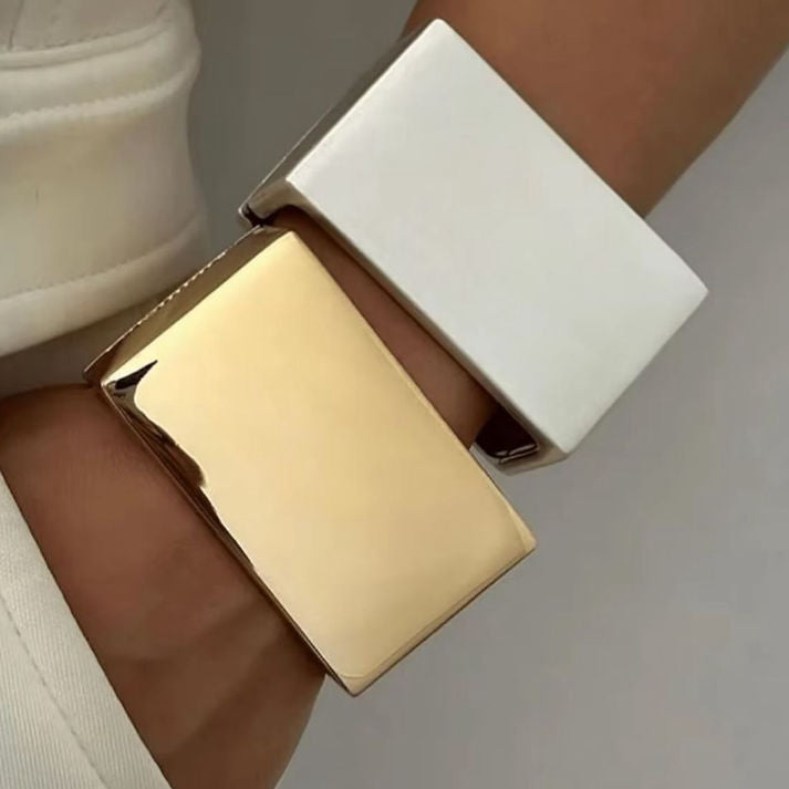 Golden/Silver Rectangular Chunky Bracelet – Luxe Statement Accessory