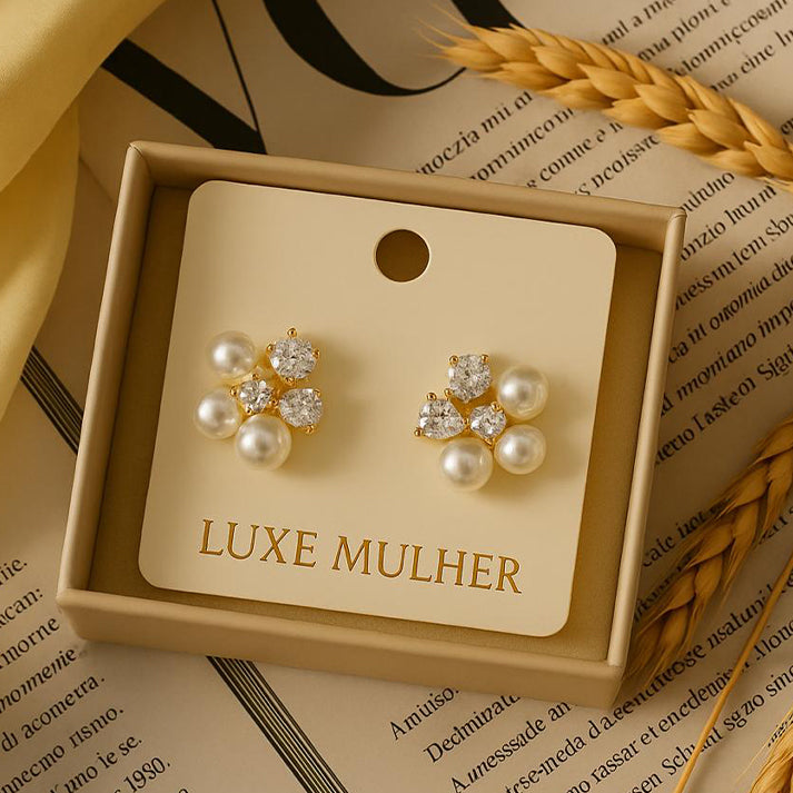 Elegant Pearl & Crystal Cluster Stud Earrings – Gold